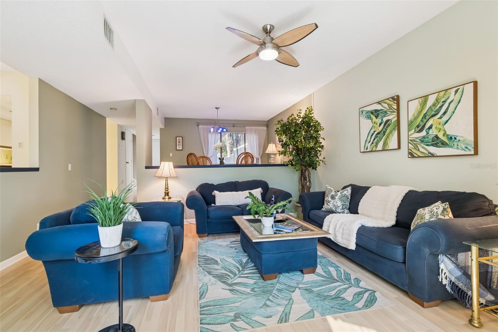 TOWNHOMES OF WESTLAKE - Residential