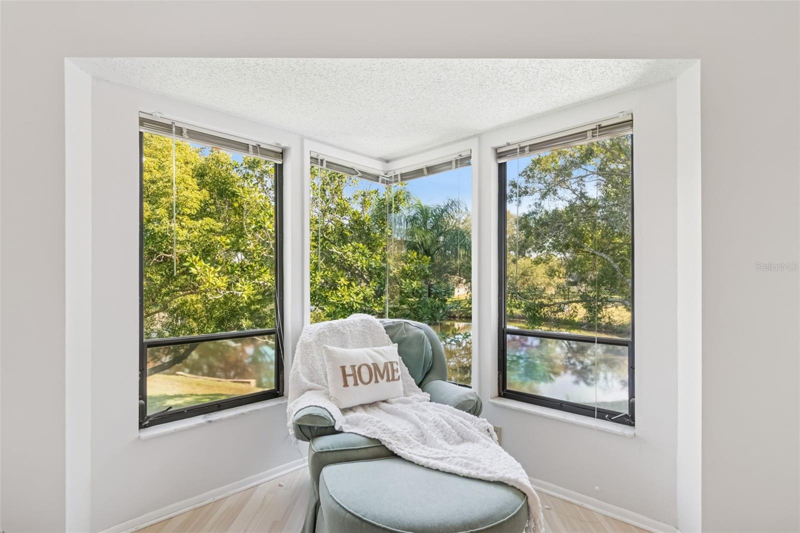 TOWNHOMES OF WESTLAKE - Residential