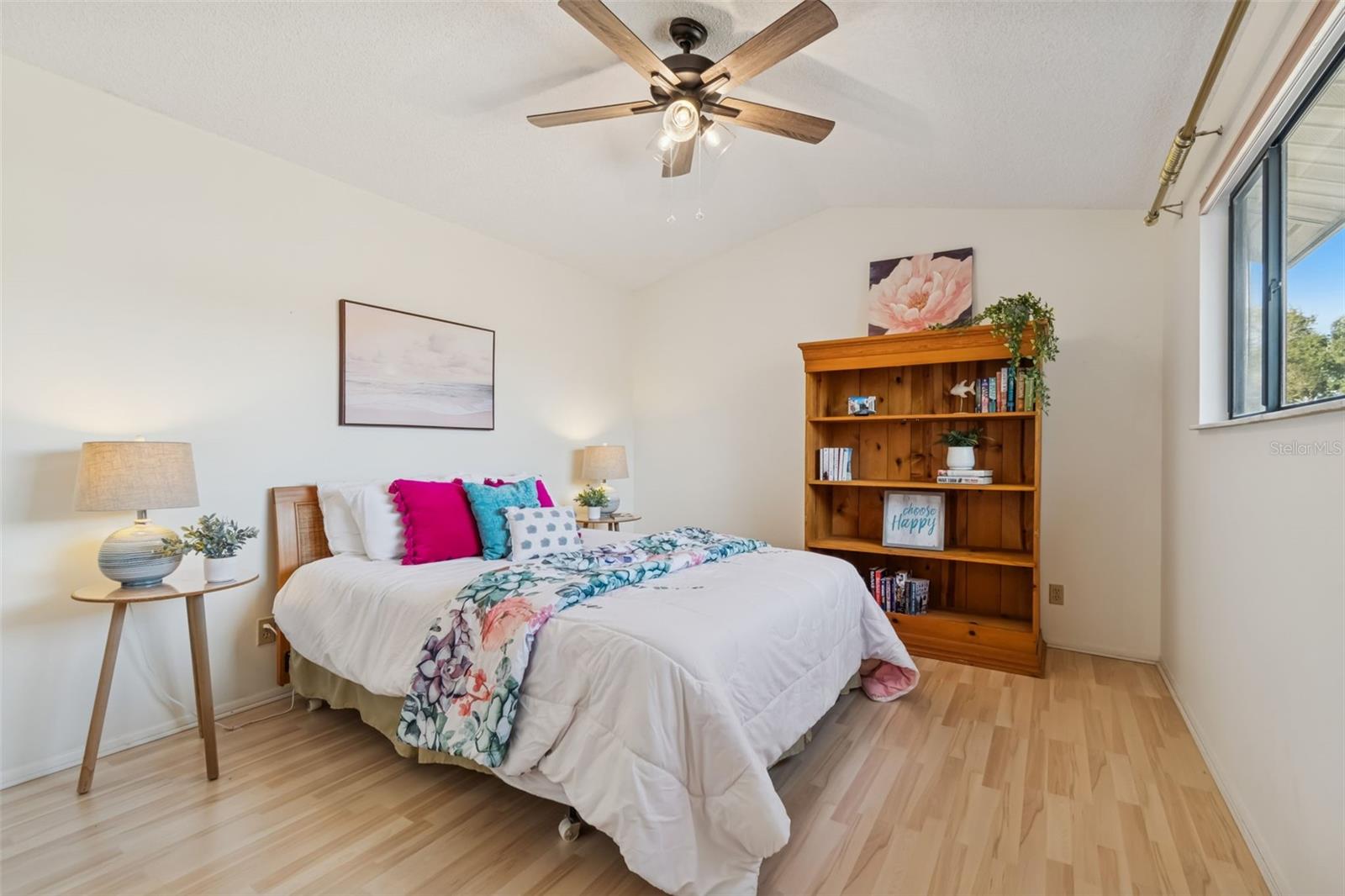 TOWNHOMES OF WESTLAKE - Residential