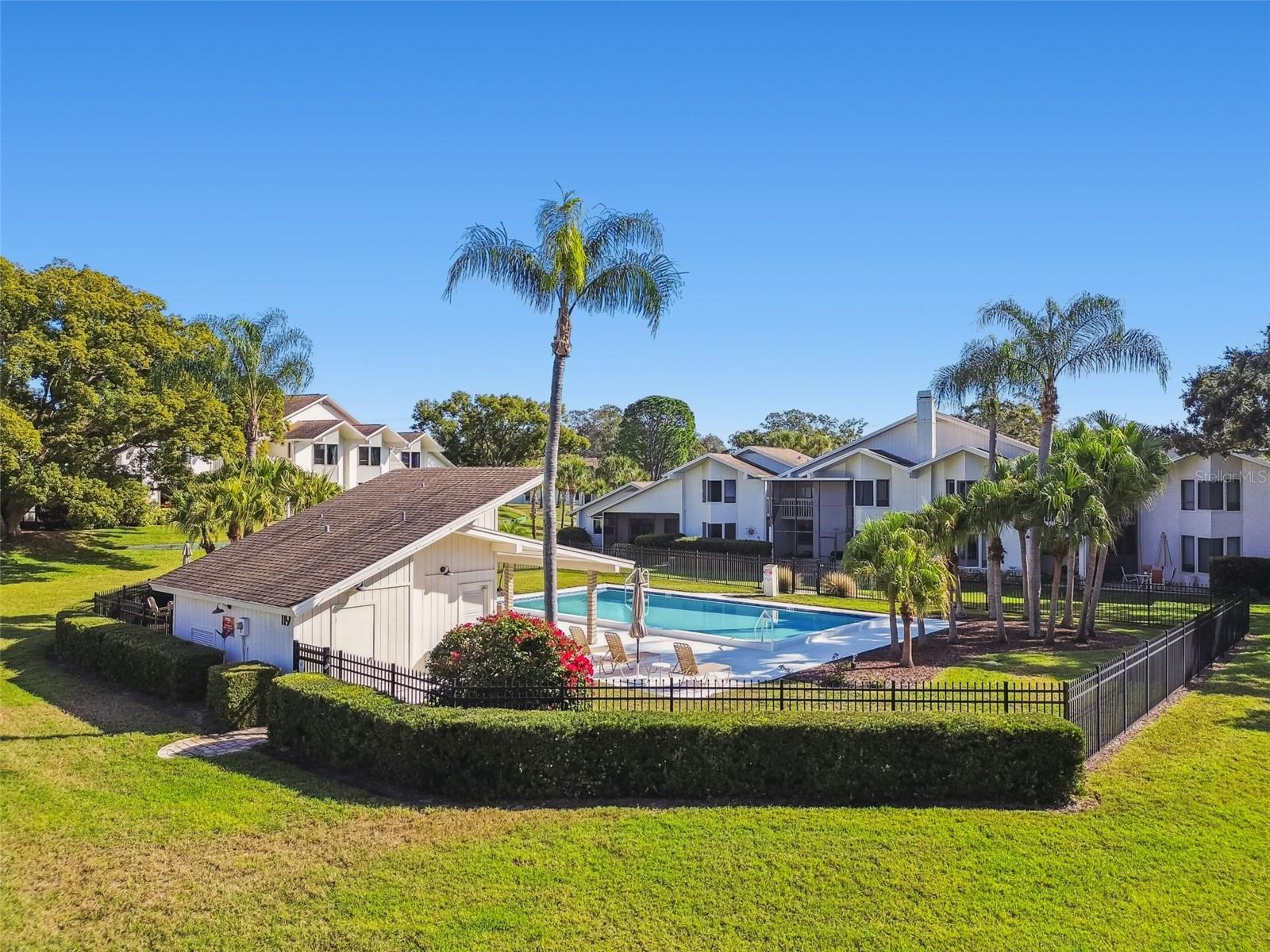 TOWNHOMES OF WESTLAKE - Residential