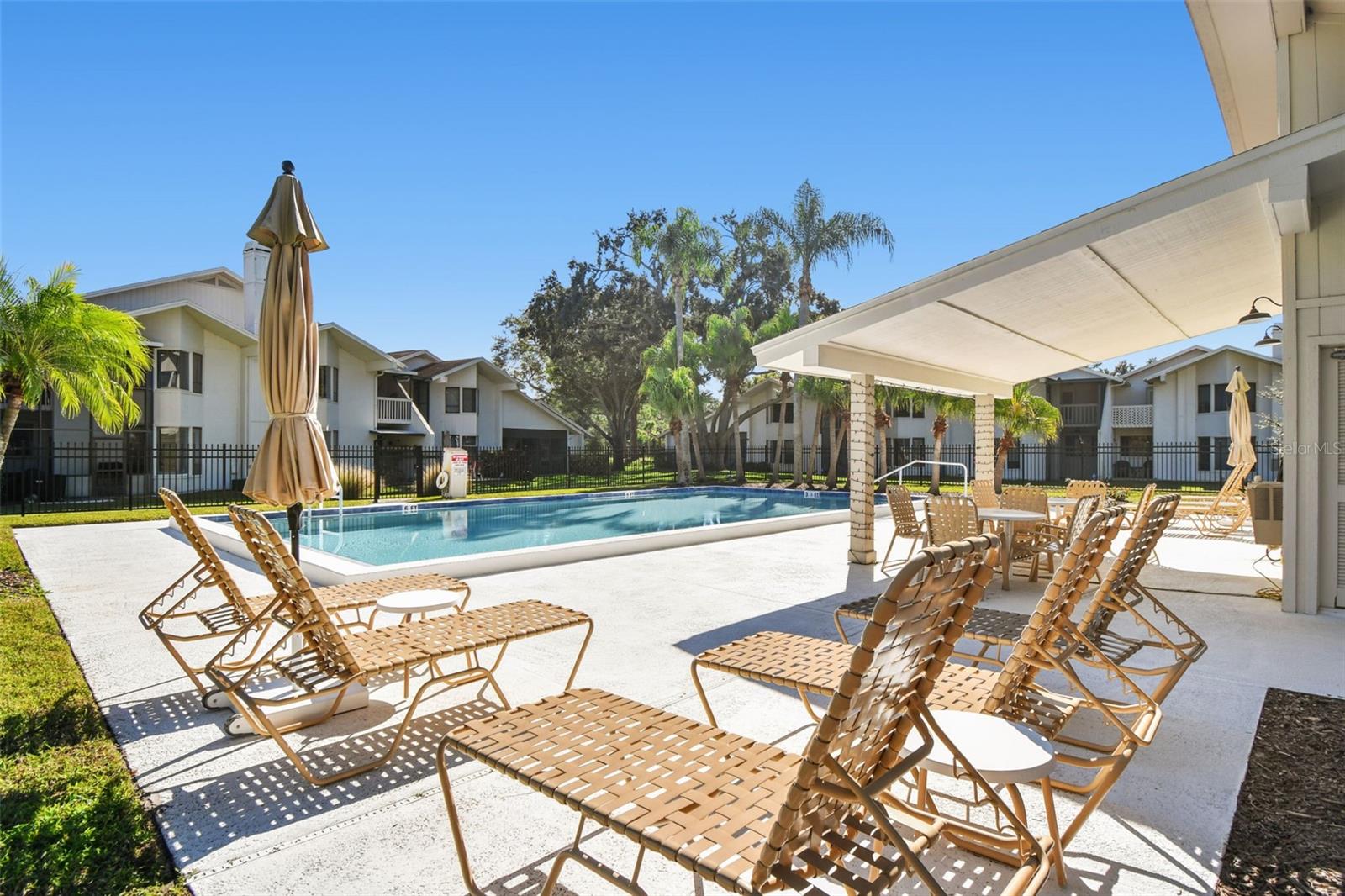 TOWNHOMES OF WESTLAKE - Residential