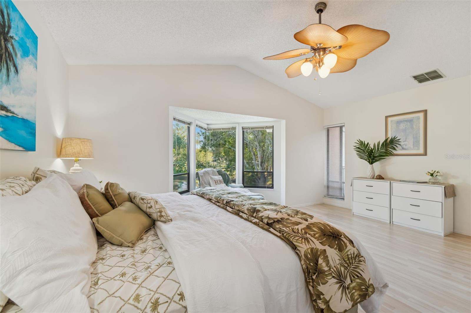 TOWNHOMES OF WESTLAKE - Residential