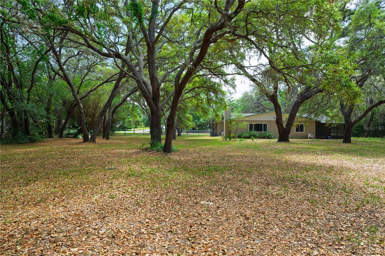 ROLLING OAKS ESTATES - Residential