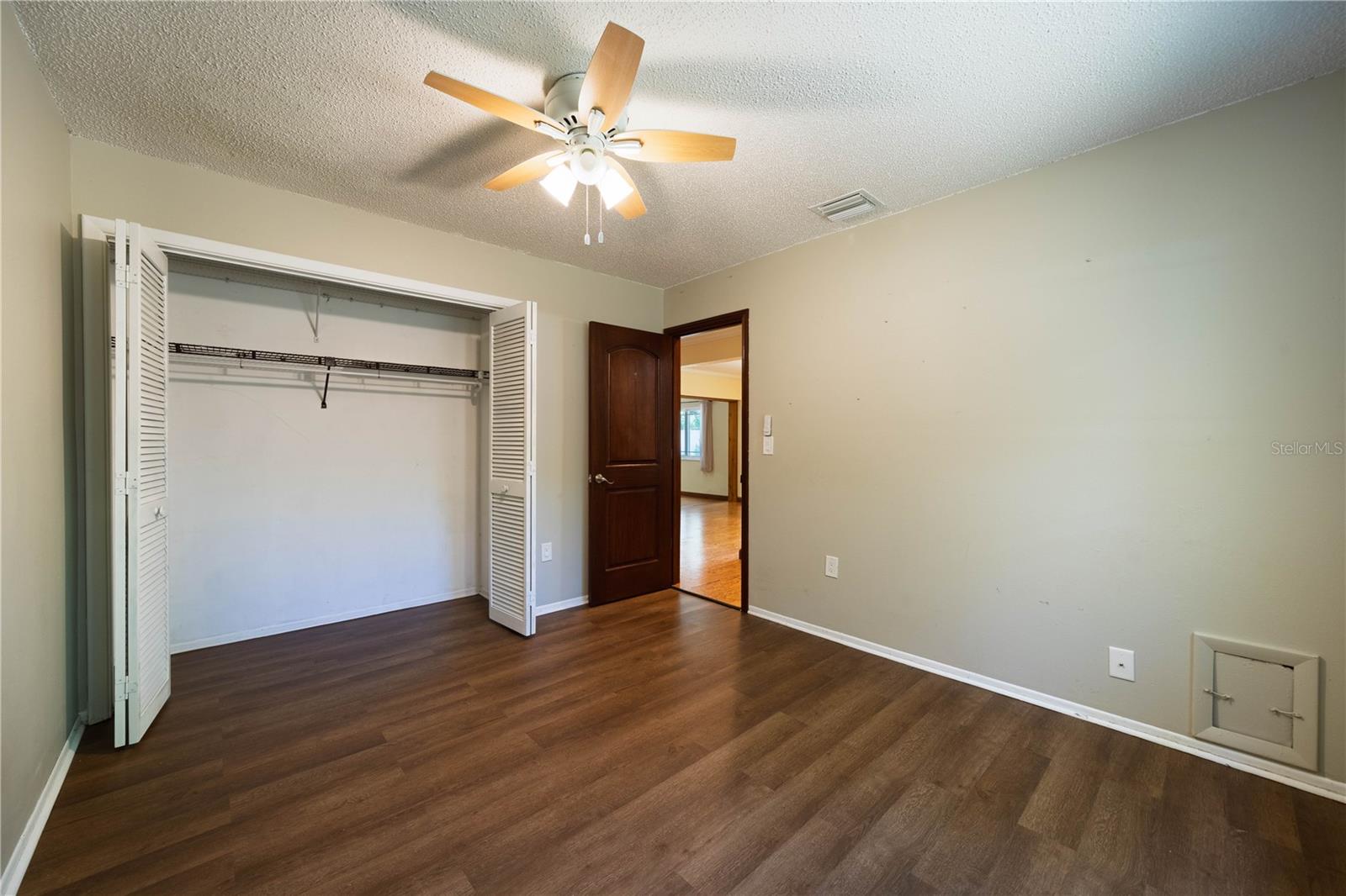 ROLLING OAKS ESTATES - Residential