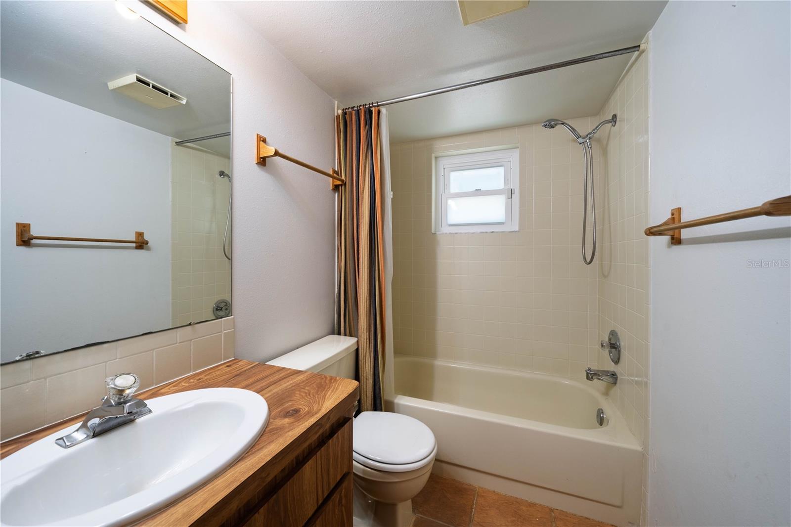 ROLLING OAKS ESTATES - Residential