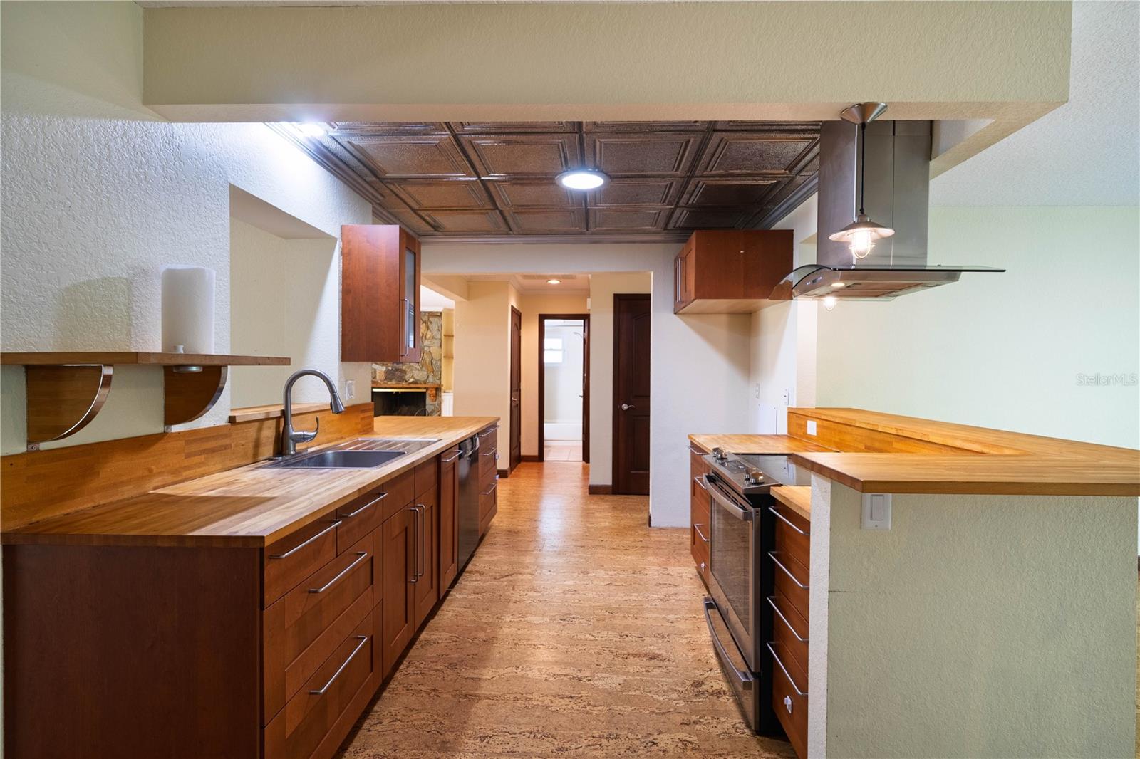 ROLLING OAKS ESTATES - Residential