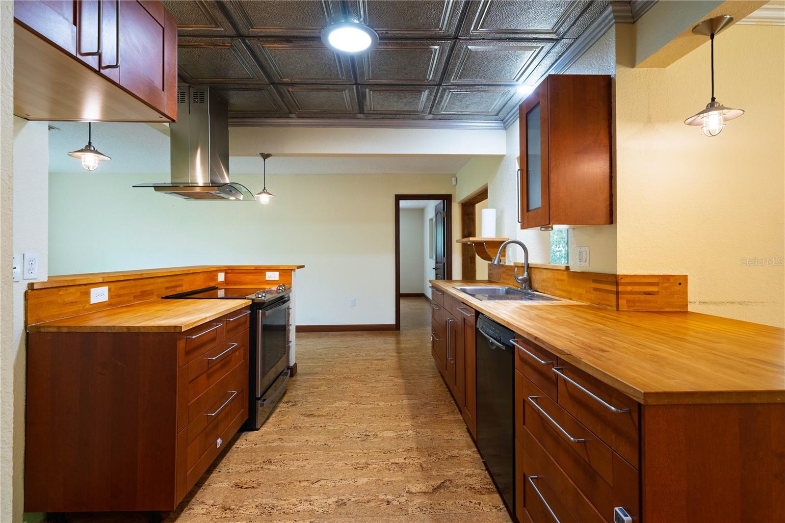 ROLLING OAKS ESTATES - Residential