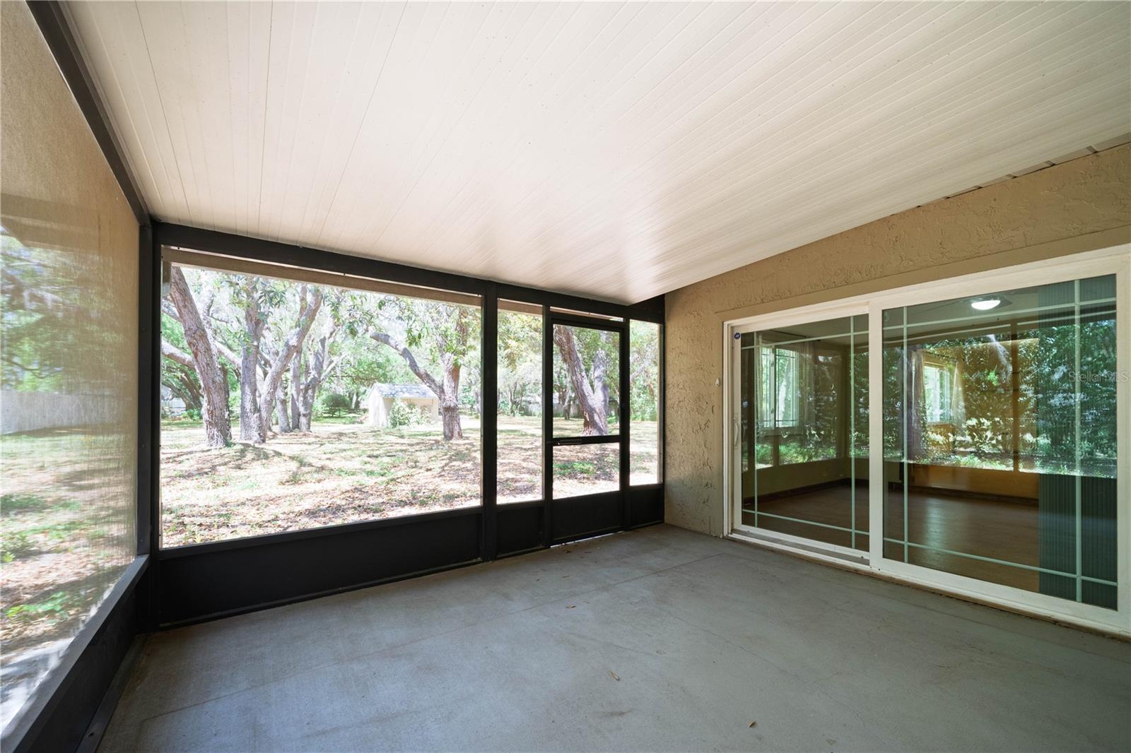 ROLLING OAKS ESTATES - Residential