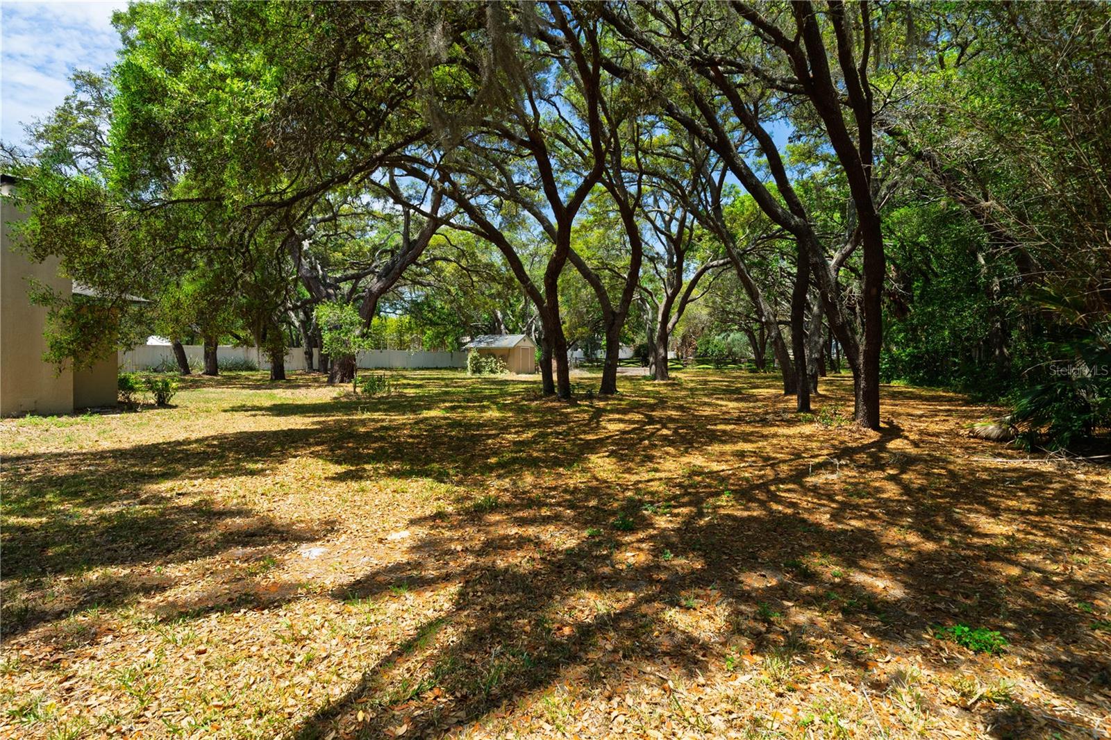 ROLLING OAKS ESTATES - Residential