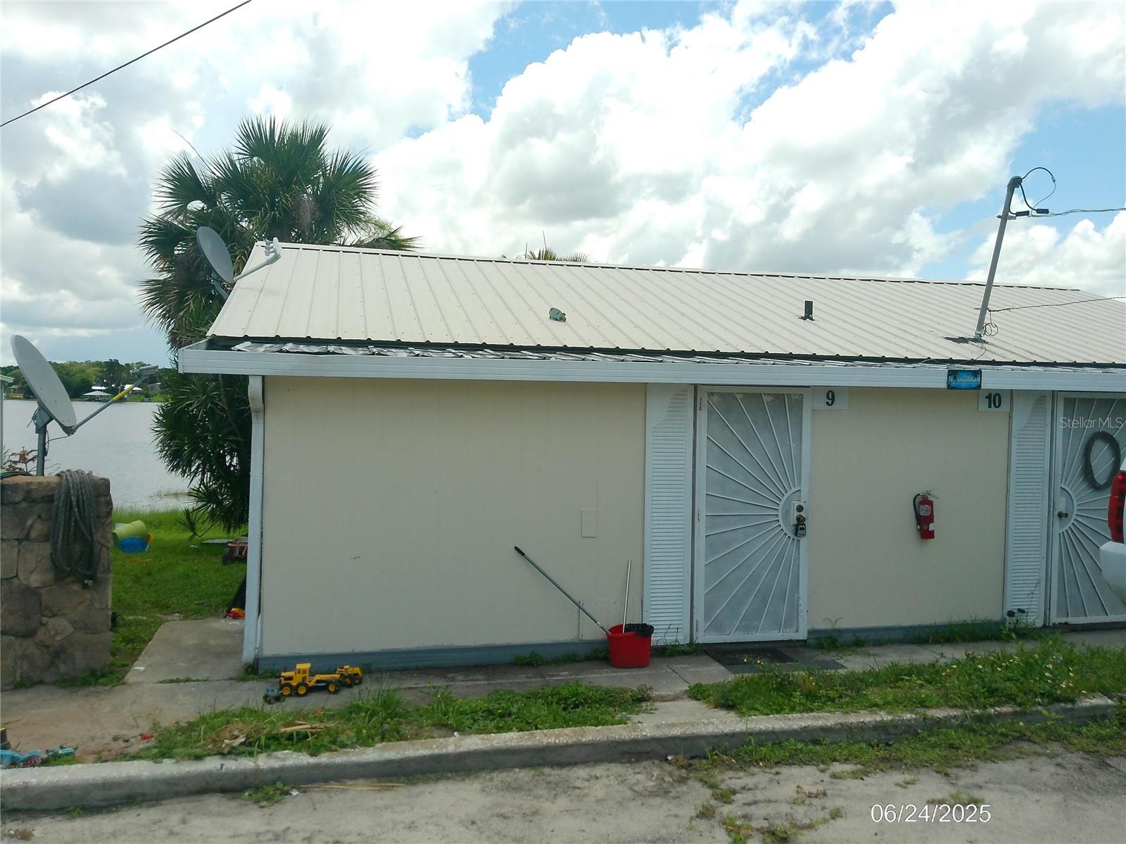 1 Bed, 1 bath for rent off of Lake Roy. Water is Included in the monthly rent also Lawn service. Call soon before this property is gone! Application Fee runs $50 for each adult with a onetime $50 Lease Fee. For this home owner is asking for $1000 Security Deposit, making total move in cost assuming one adult to be $1,900. 1 small pet OK with $25 monthly fee. (Service animals no charge)