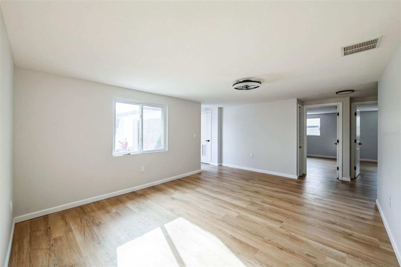 SOUTH VENICE UNIT 27 - Residential