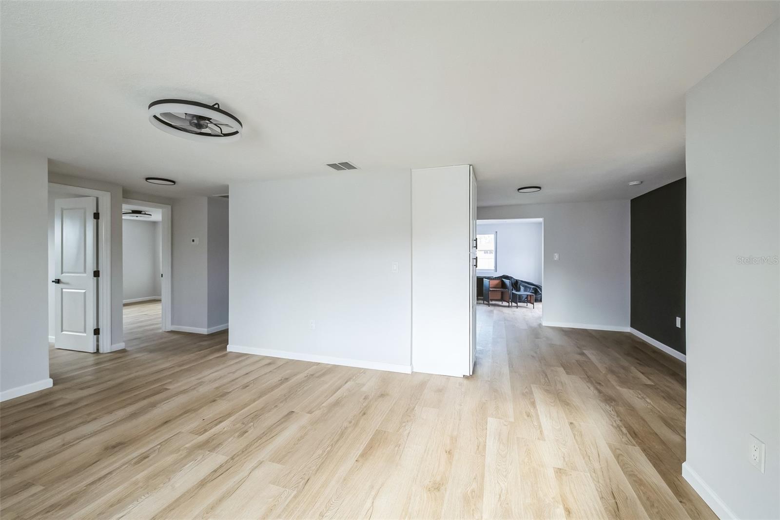 SOUTH VENICE UNIT 27 - Residential