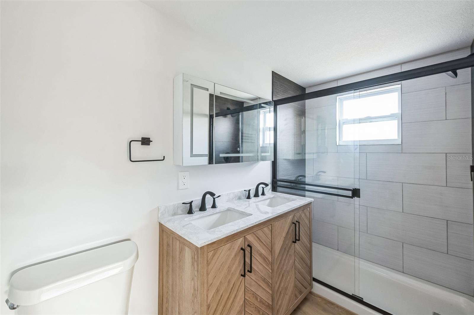 SOUTH VENICE UNIT 27 - Residential