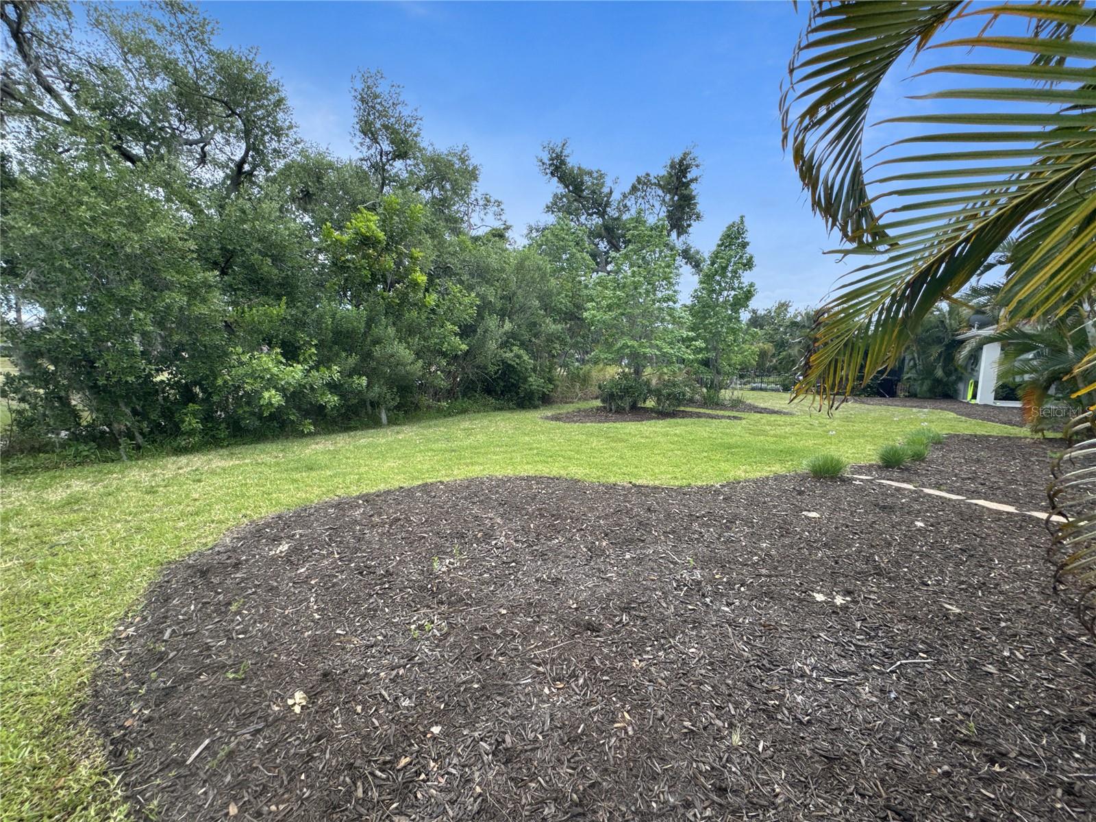 FAIRWAYS/BENT TREE - Residential