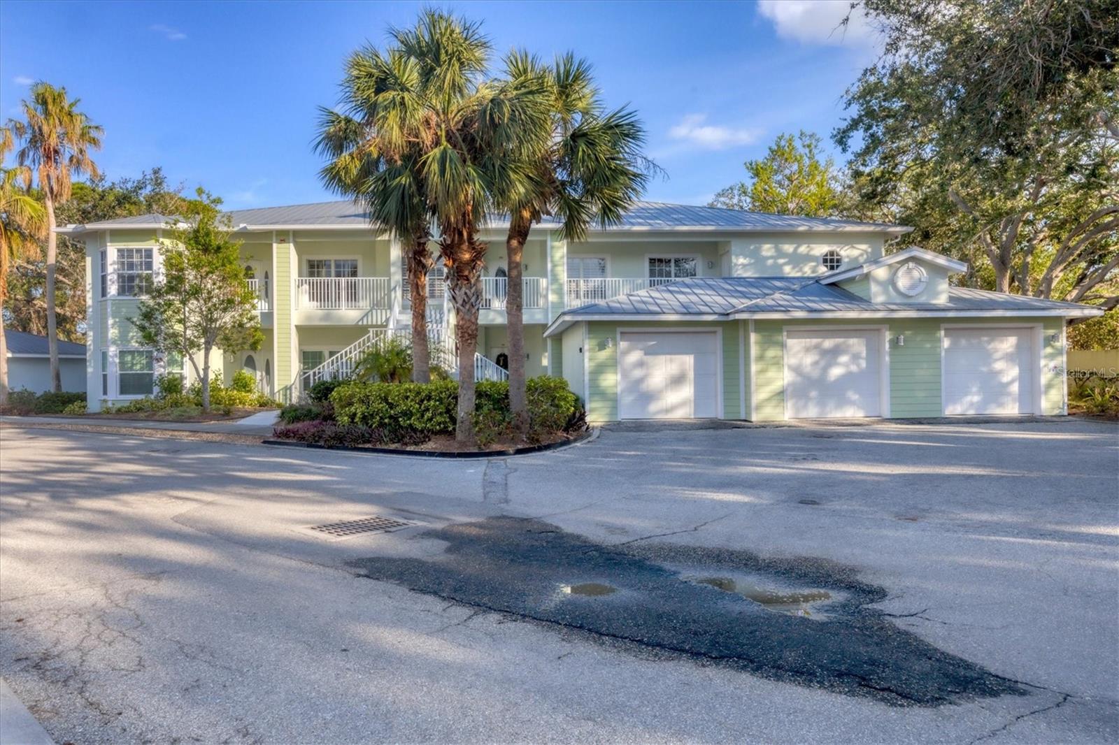 294 HIDDEN BAY DRIVE 203
