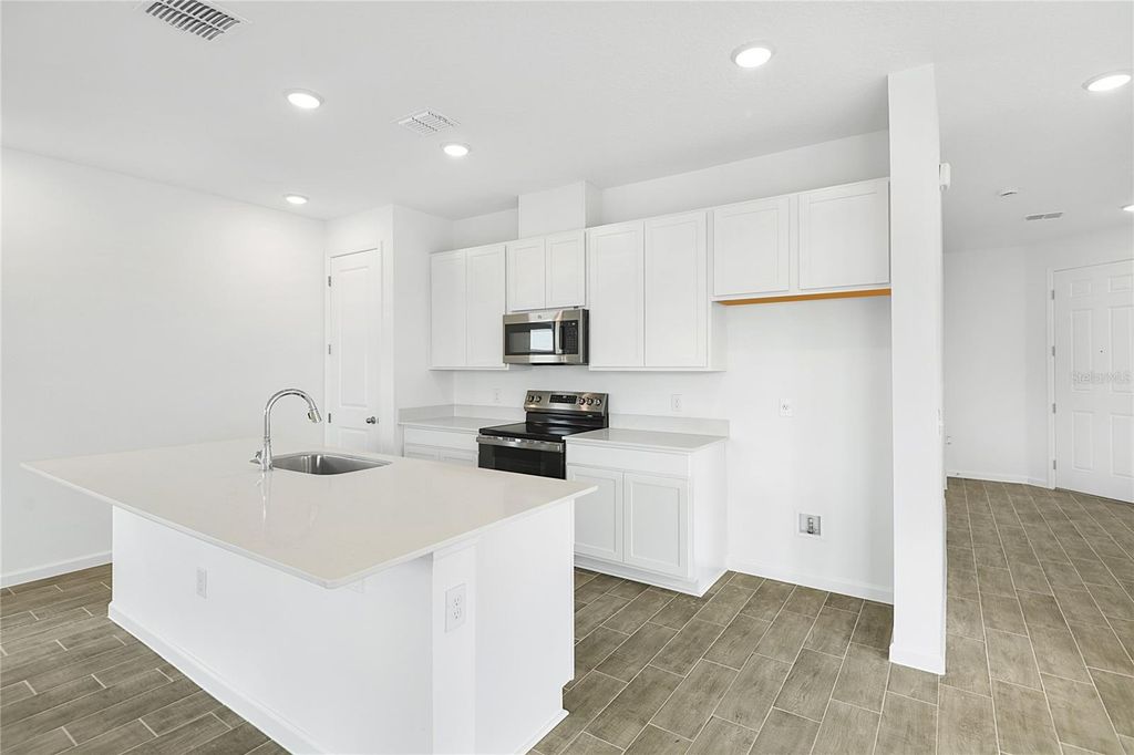 Photo of 6174 Daphne Street, Lake Hamilton, FL 33851 (MLS # S5132097)