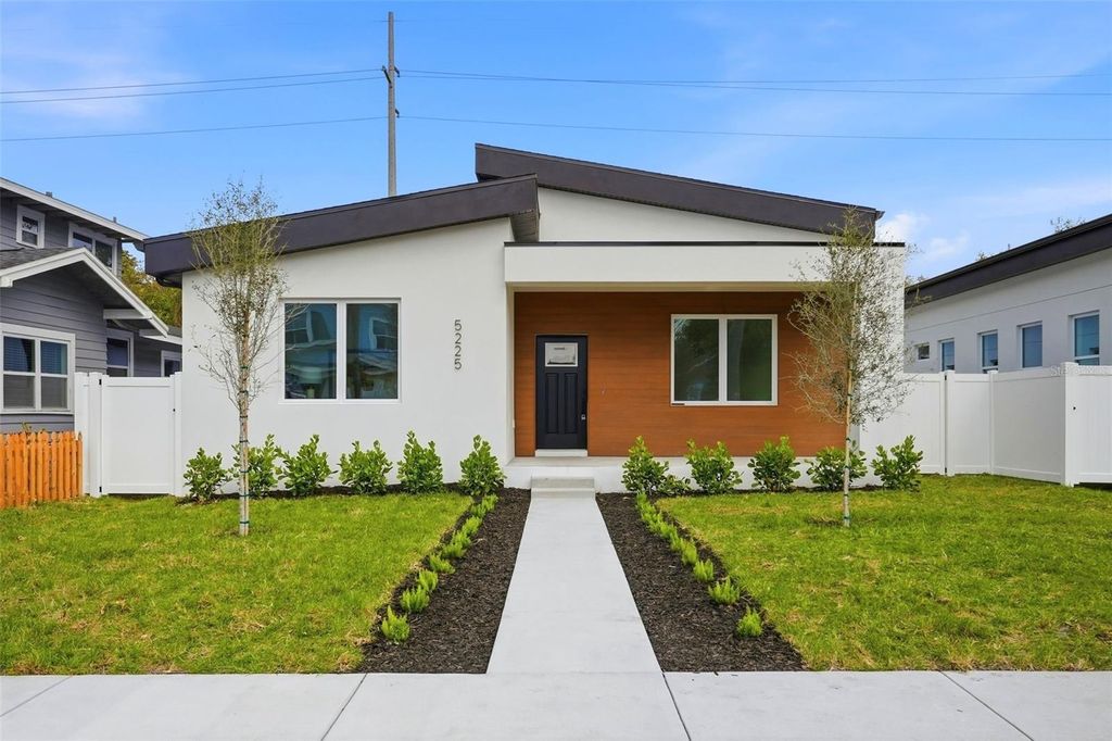 Photo of 5225 4th Avenue S, St Petersburg, FL 33707 (MLS # TB8478854)