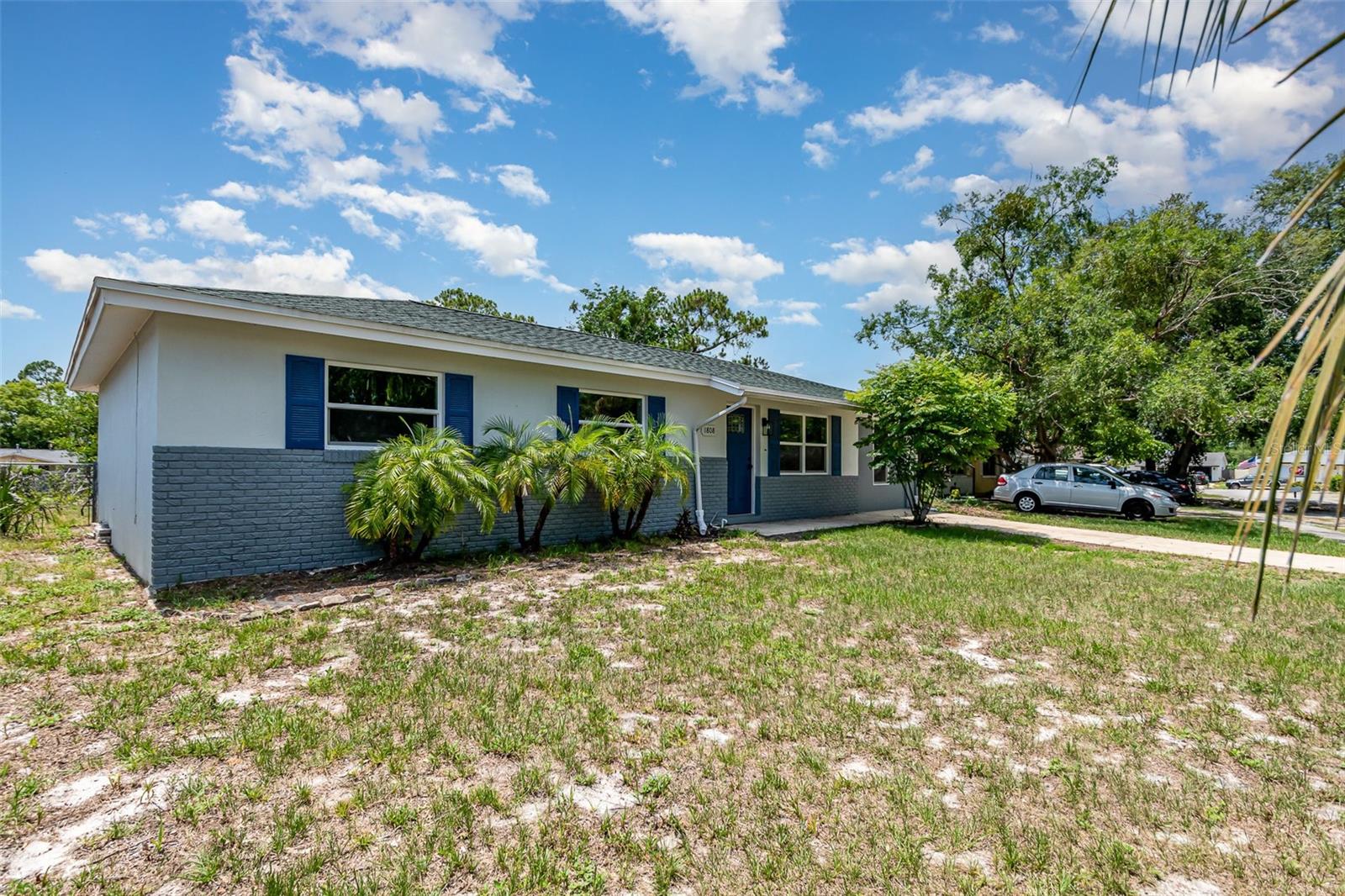 1808 GREEN PLACE