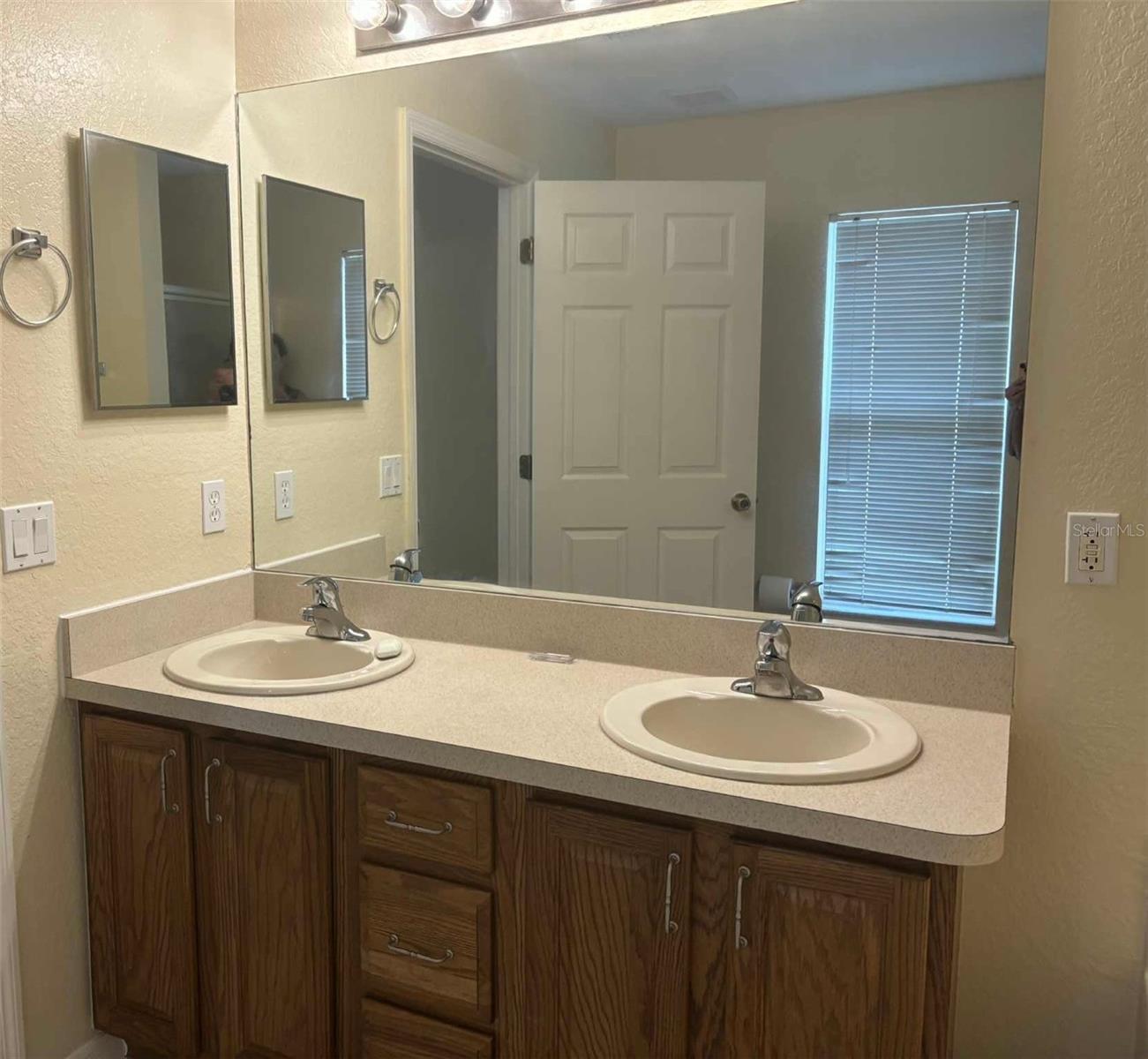 PORT CHARLOTTE 18 - Residential