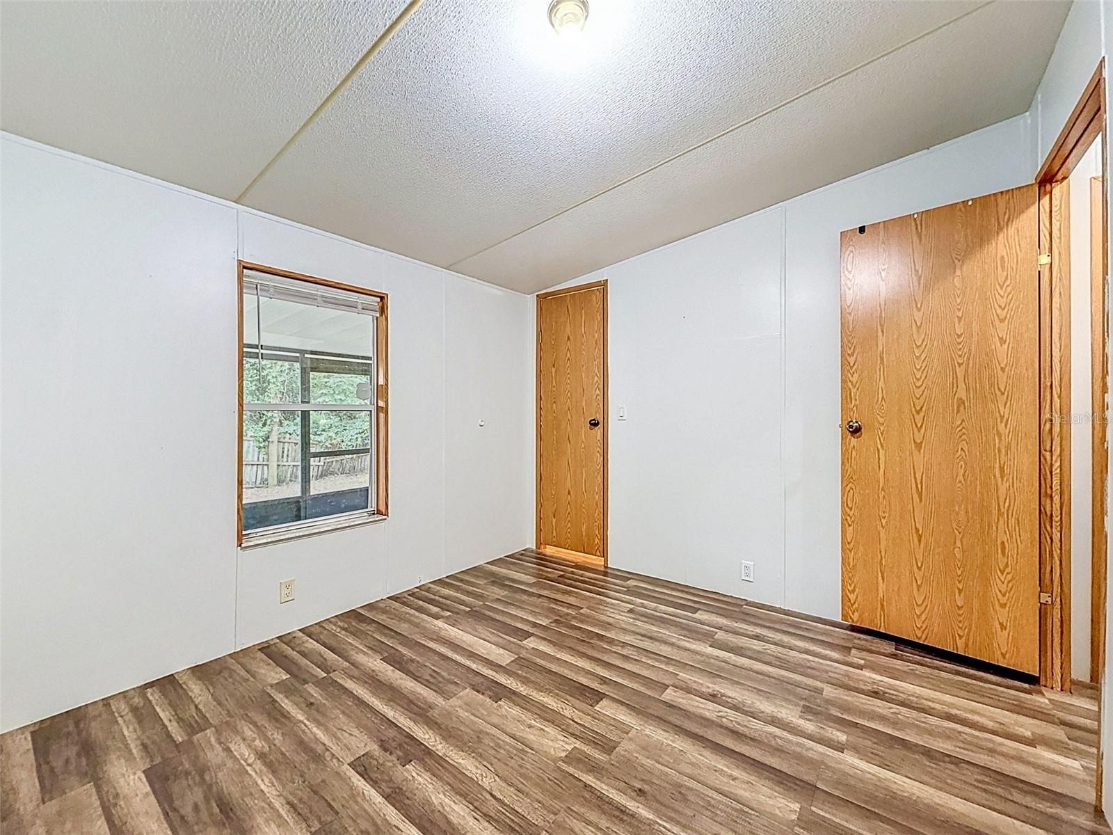 HAMNERS W E WONDERLAND ACRES - Residential