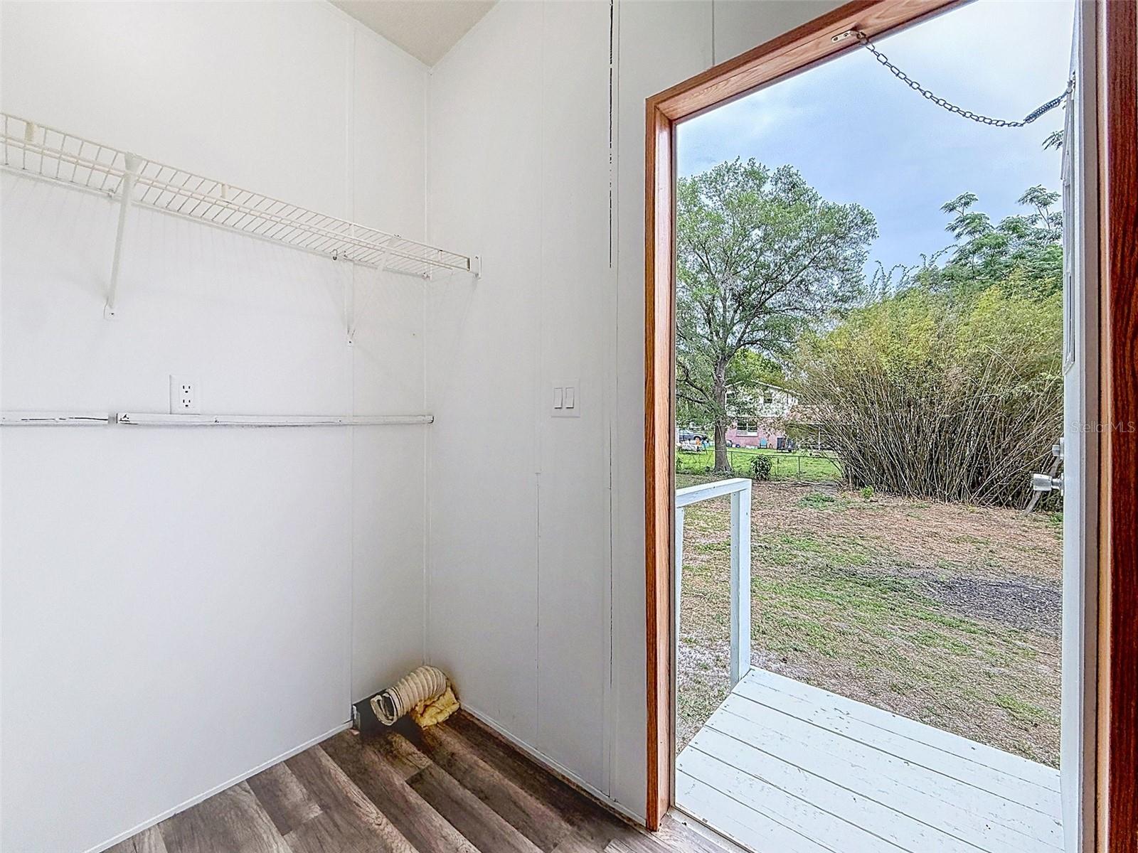 HAMNERS W E WONDERLAND ACRES - Residential