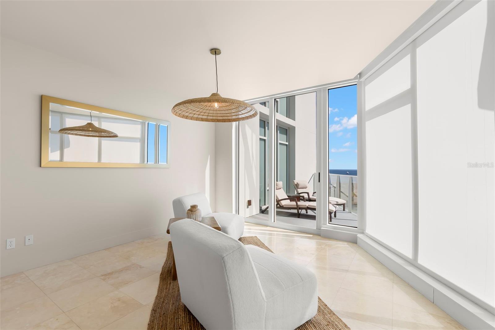 SIGNATURE PLACE CONDO - Residential