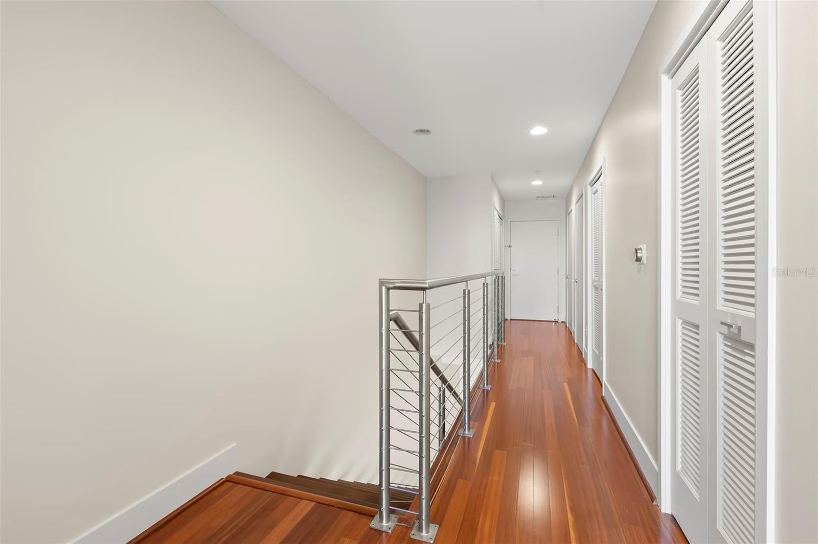 SIGNATURE PLACE CONDO - Residential