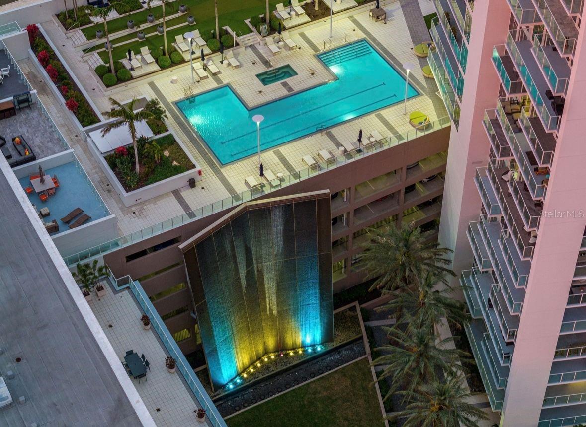 SIGNATURE PLACE CONDO - Residential