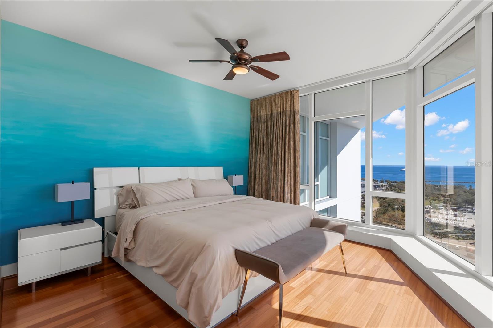 SIGNATURE PLACE CONDO - Residential