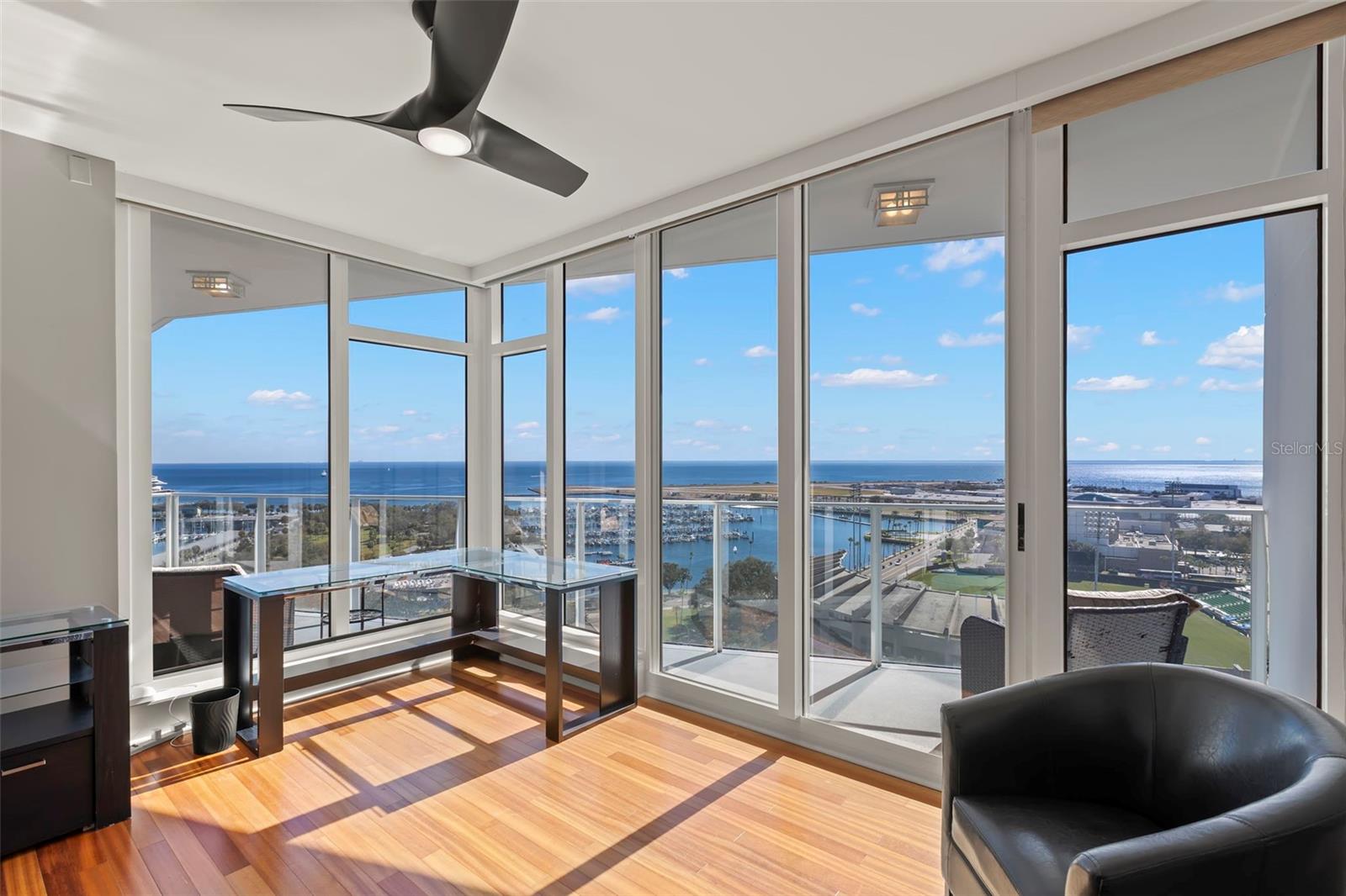 SIGNATURE PLACE CONDO - Residential