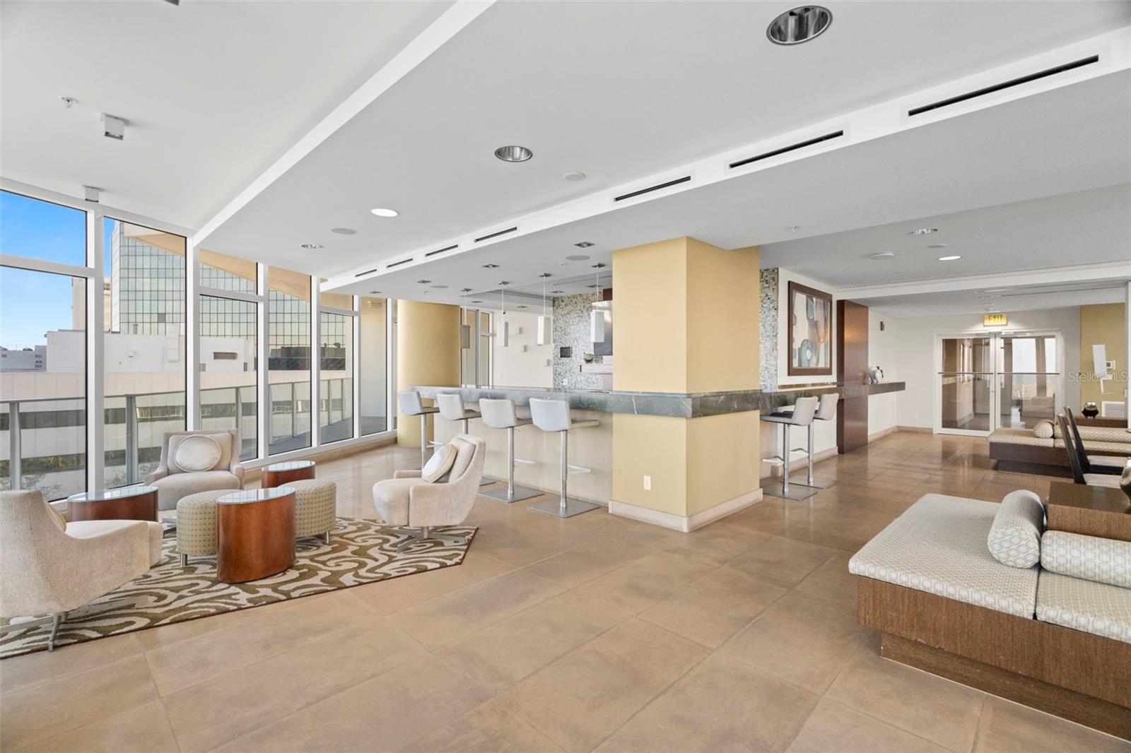 SIGNATURE PLACE CONDO - Residential