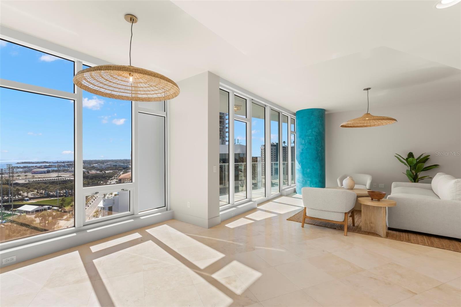 SIGNATURE PLACE CONDO - Residential