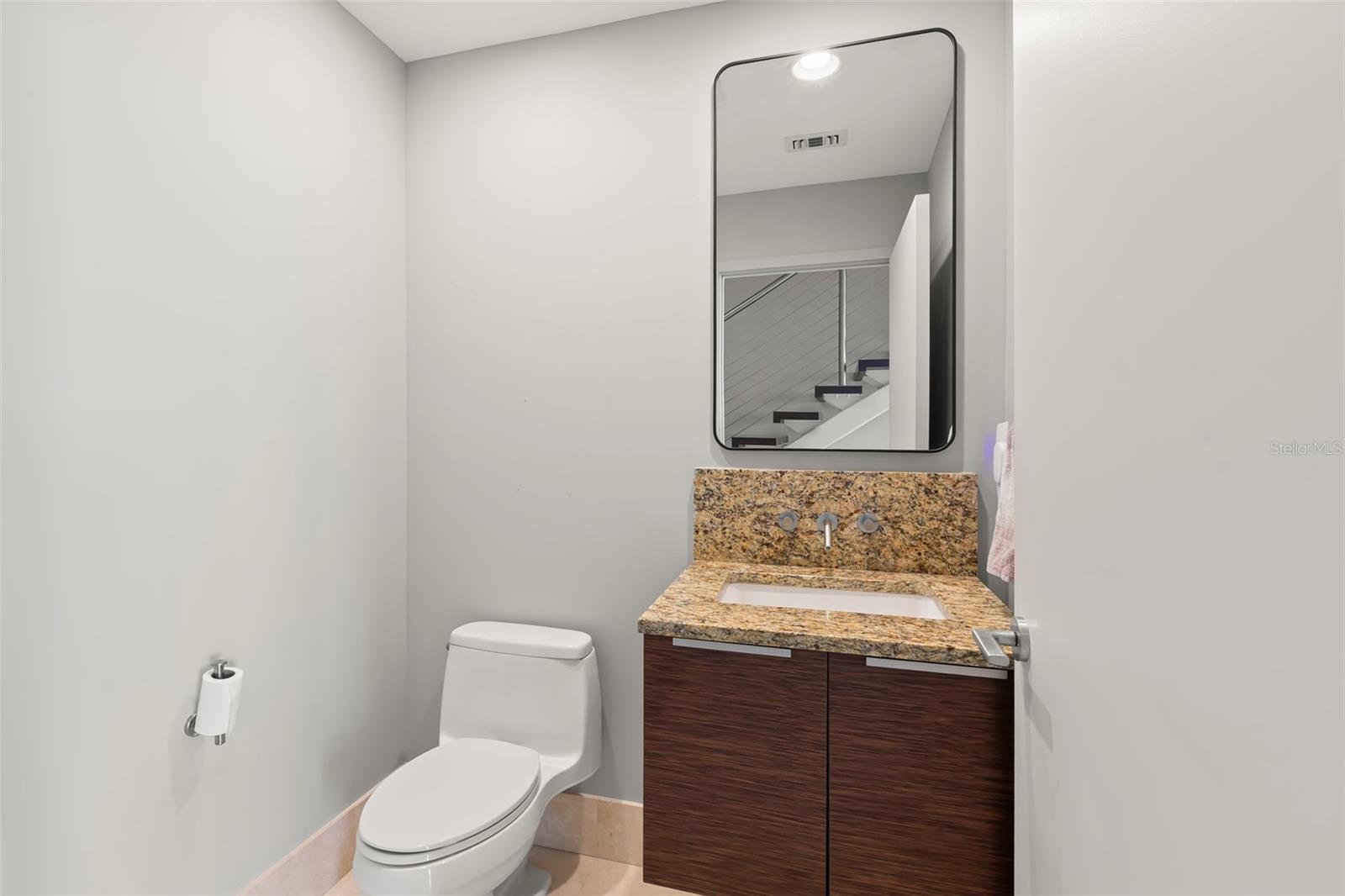 SIGNATURE PLACE CONDO - Residential