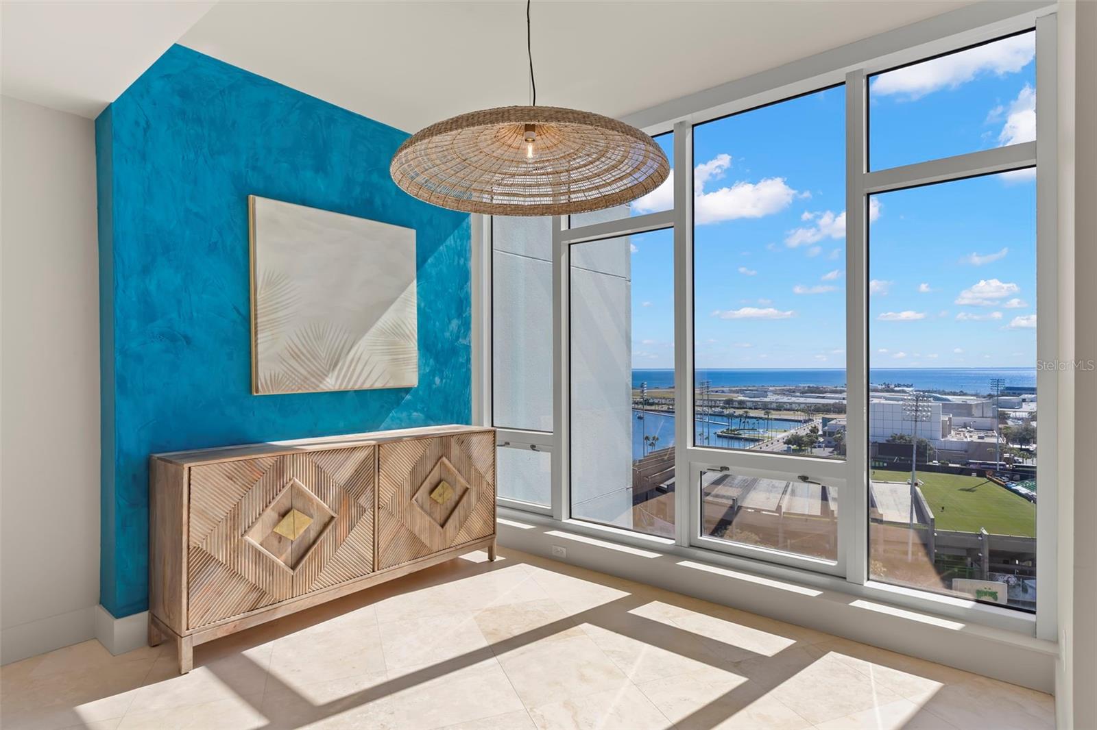 SIGNATURE PLACE CONDO - Residential