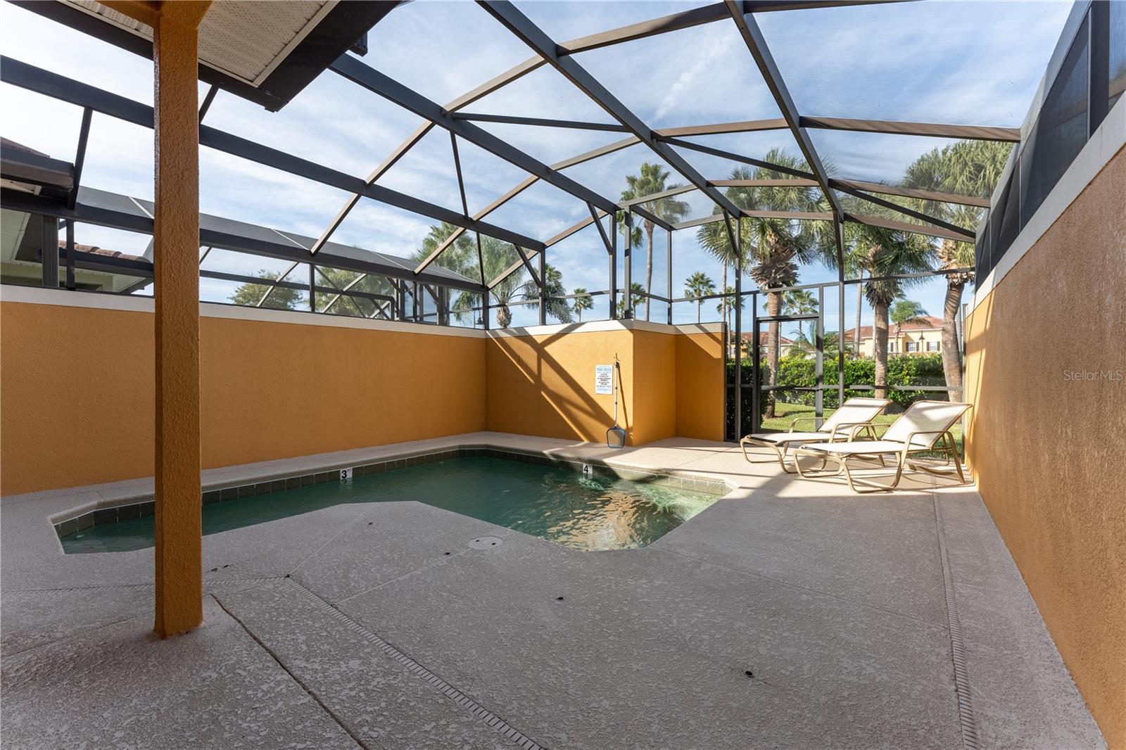 PARADISE PALMS RESORT PH 1 - Residential