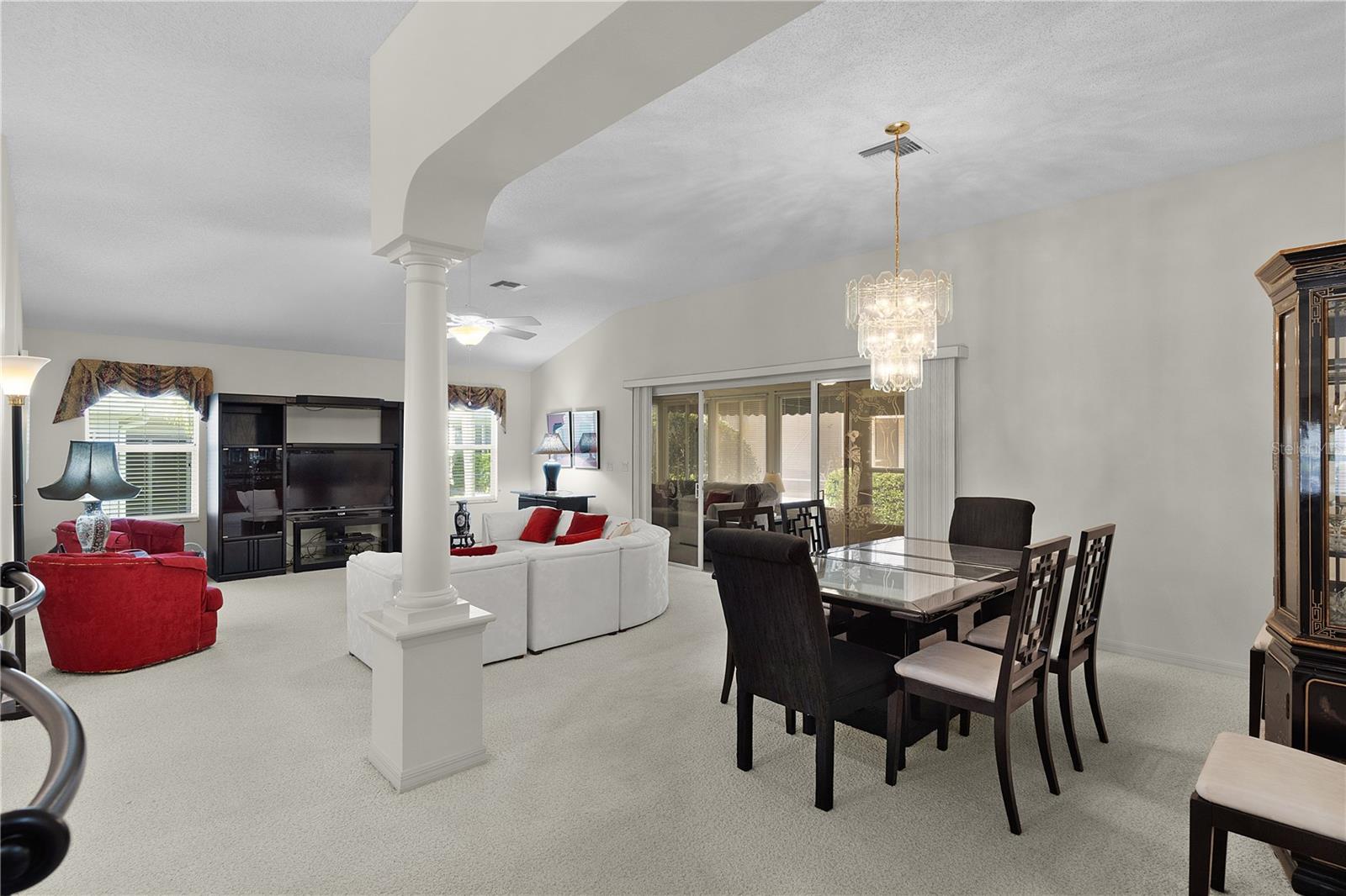 546 FOXFIELD PATH
