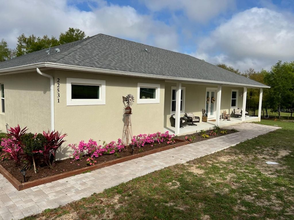 Photo of 22531 5th St, Howey In The Hills, FL 34737 (MLS # G5104932)