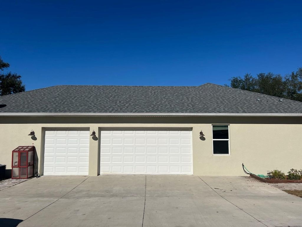 Photo of 22531 5th St, Howey In The Hills, FL 34737 (MLS # G5104932)