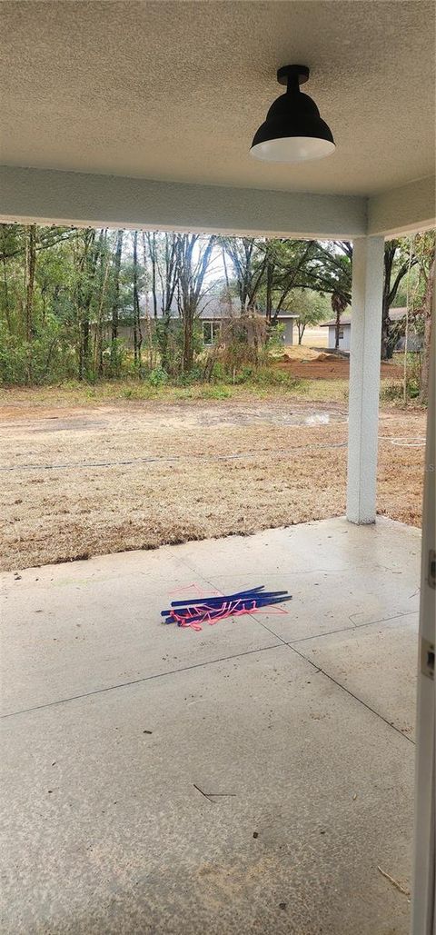 A home in DUNNELLON