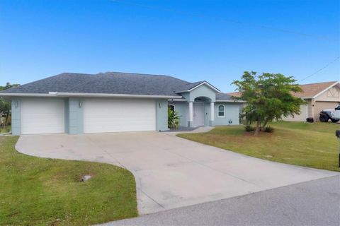 A home in PORT CHARLOTTE