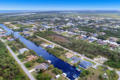 A home in PORT CHARLOTTE