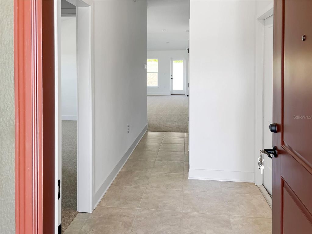 Photo of 263 Verny Grove Ln, Leesburg, FL 34748 (MLS # O6369642)