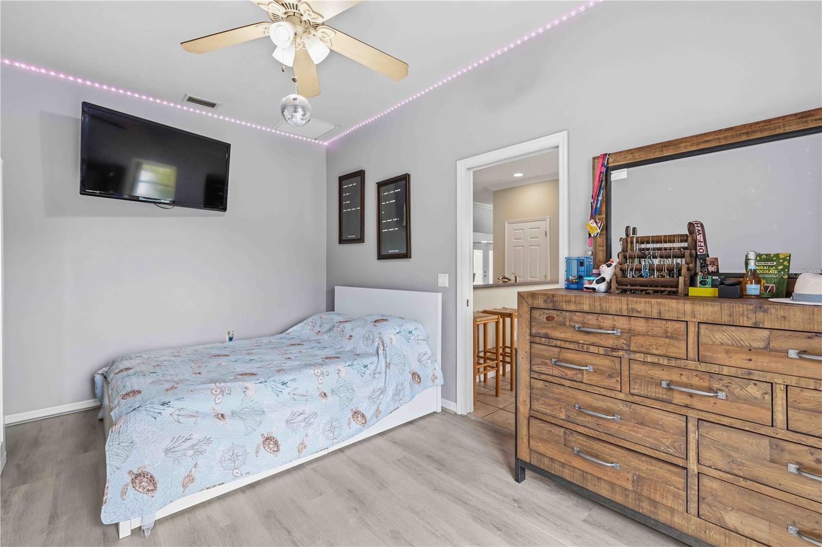 WESTLAKE, A SUB - Residential