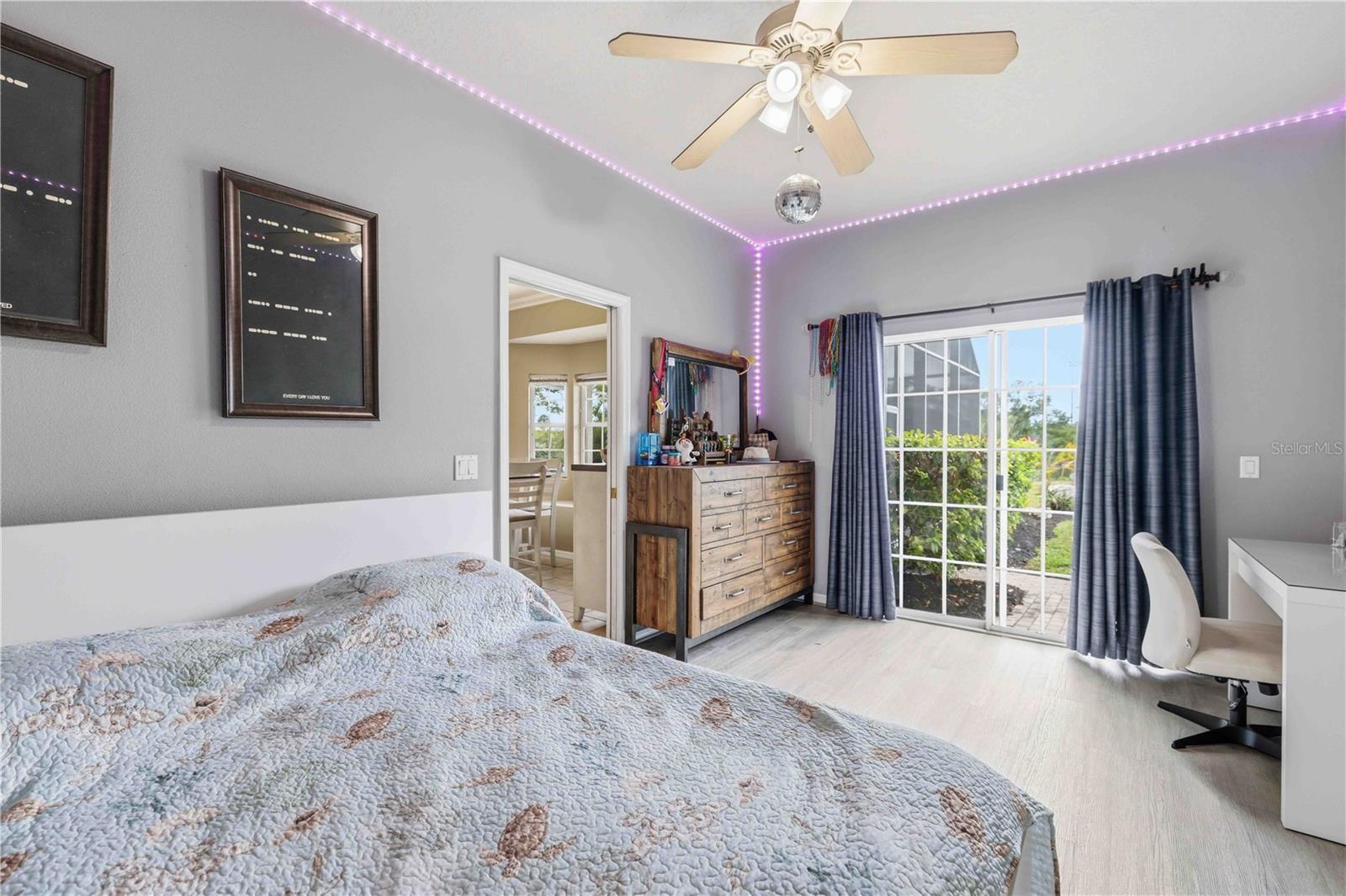 WESTLAKE, A SUB - Residential