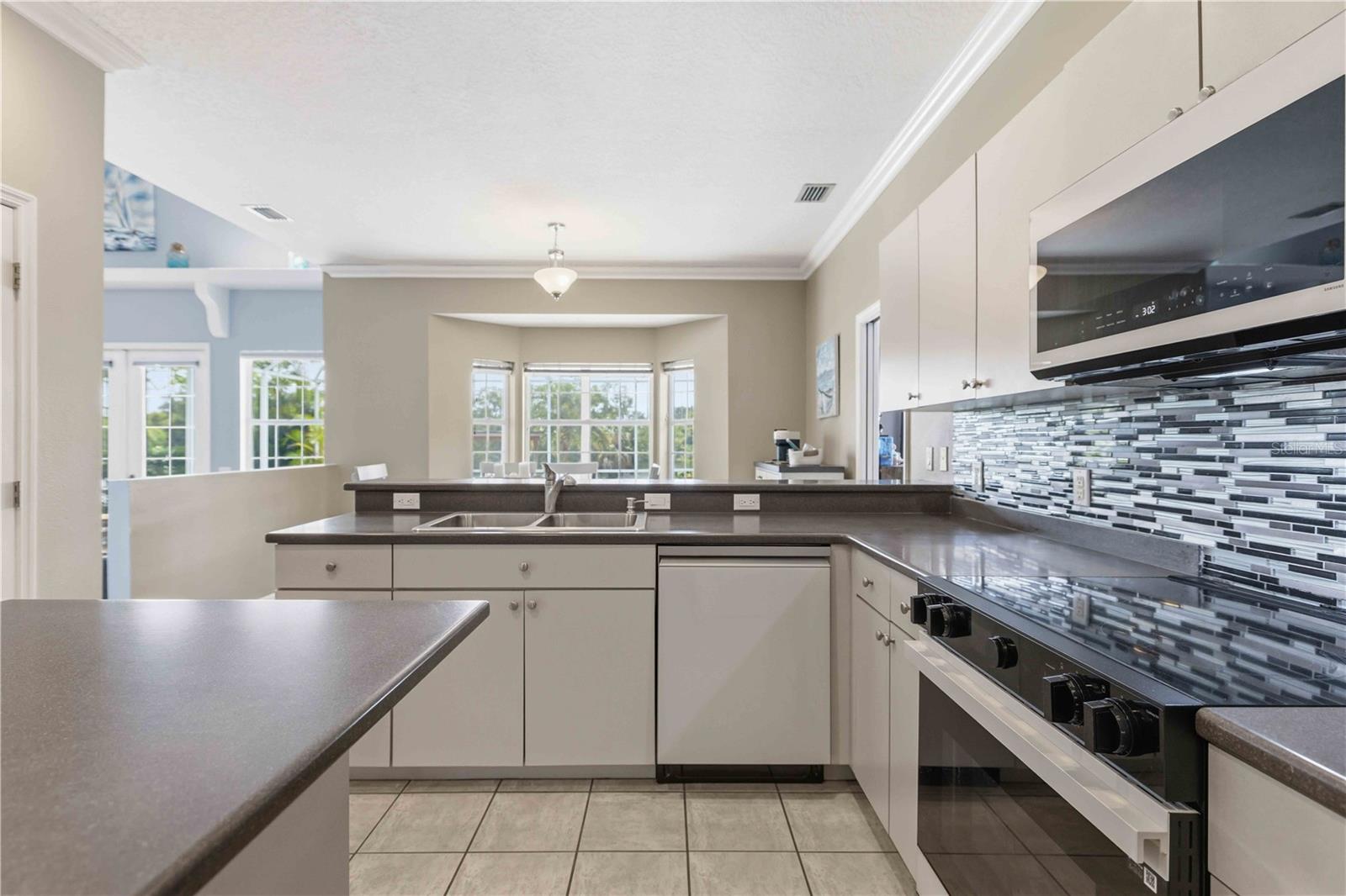 WESTLAKE, A SUB - Residential