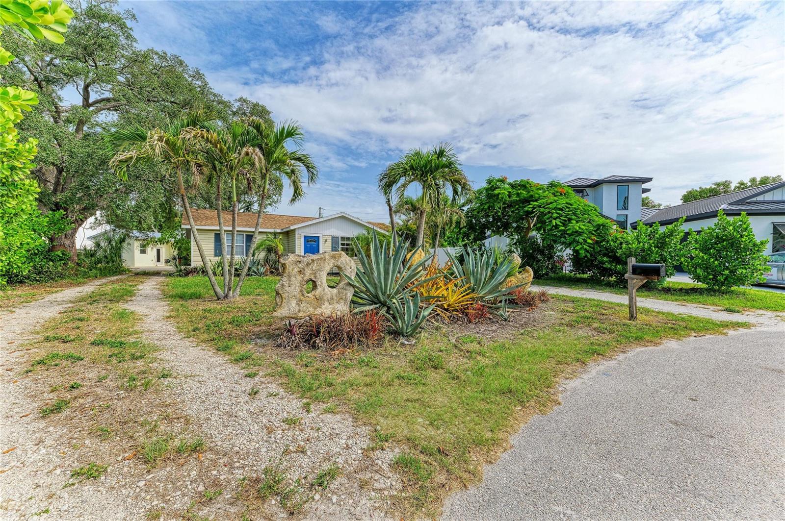 1300 LOMA LINDA COURT