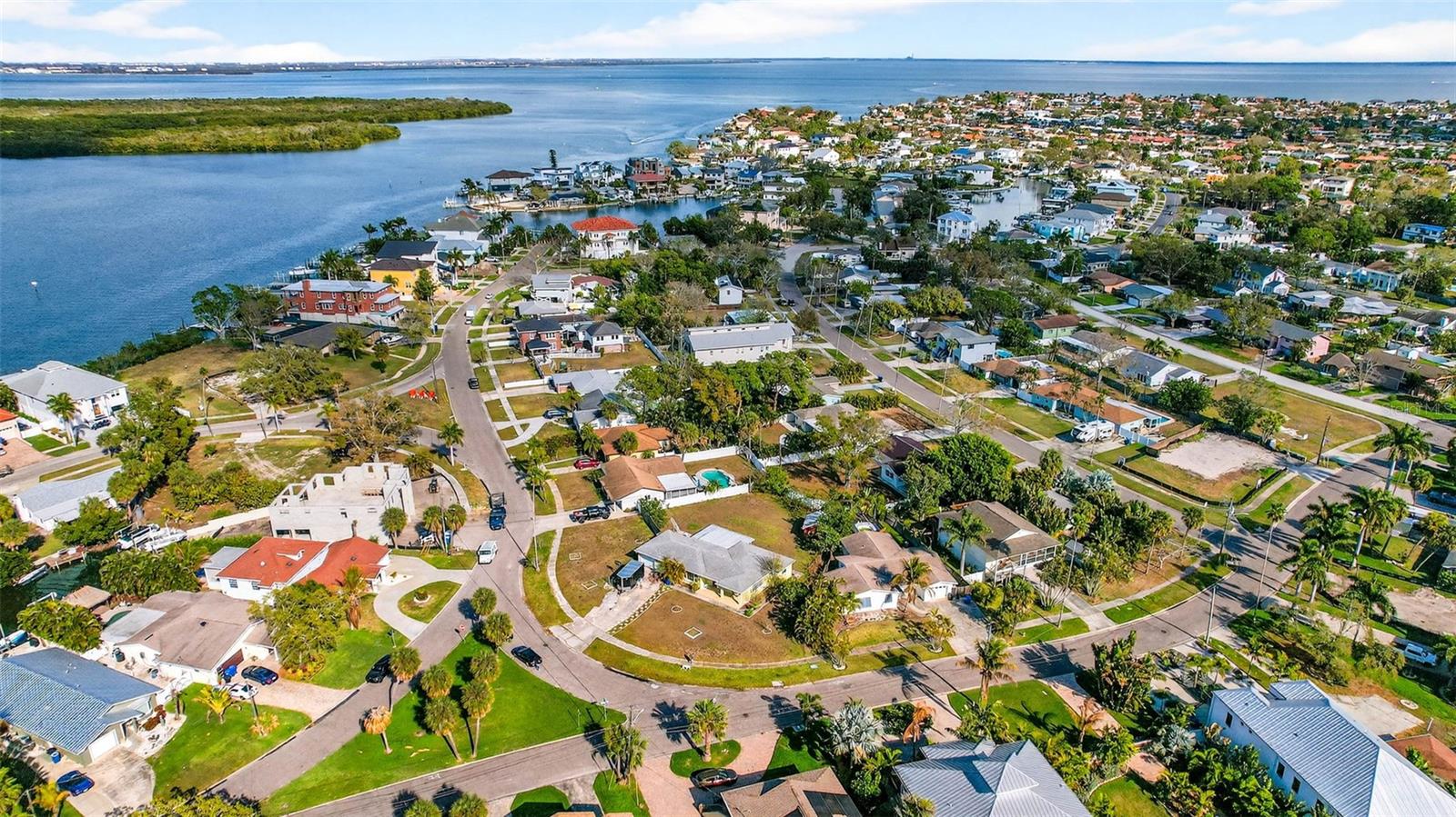 SHORE ACRES EDGEWATER SEC - Residential