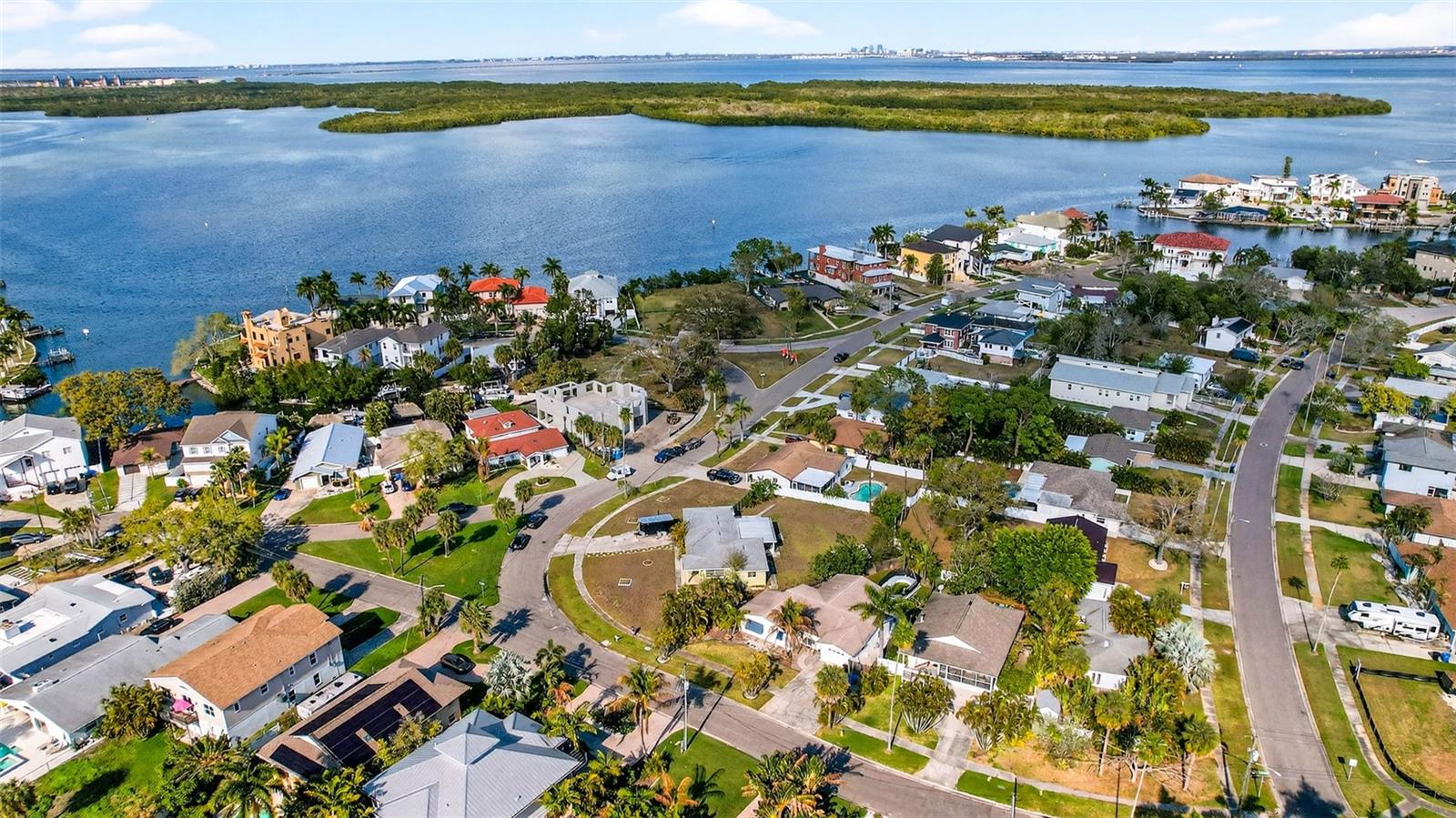 SHORE ACRES EDGEWATER SEC - Residential