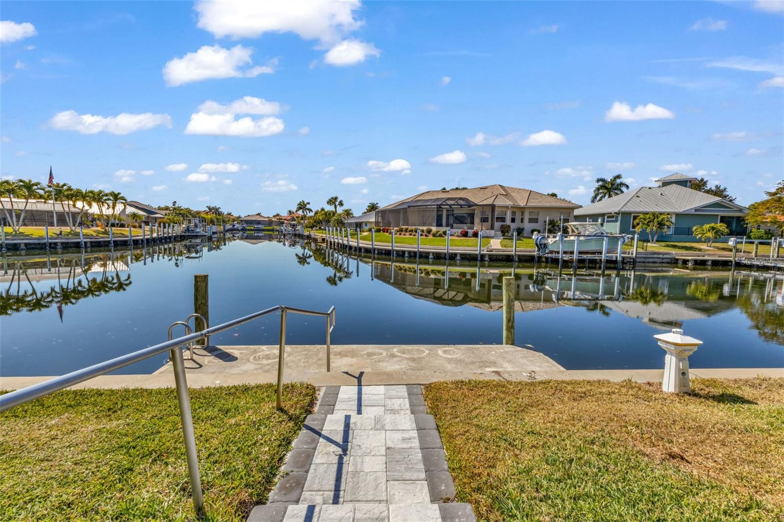 PUNTA GORDA ISLES SEC 04 - Residential