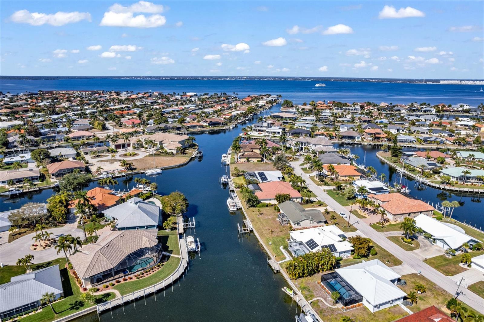 PUNTA GORDA ISLES SEC 04 - Residential